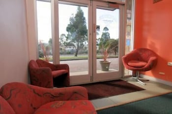 Heemskirk Motor Hotel - Mackay Tourism 0