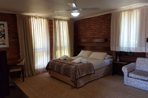 Toora Lodge Motel - Mackay Tourism 7