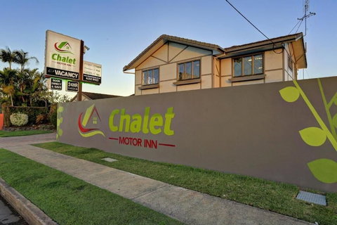 Chalet Motor Inn - Mackay Tourism 0