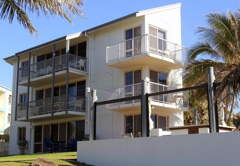 Bargara Shoreline Serviced Apartments - Mackay Tourism 1