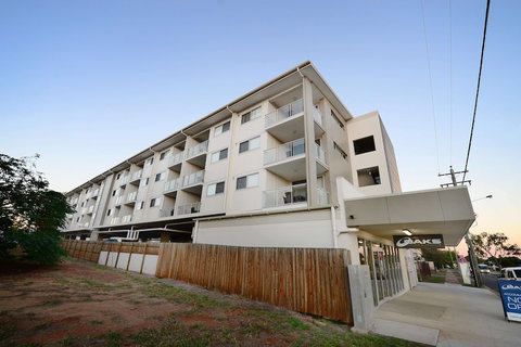 Oaks Moranbah Suites - Mackay Tourism 4