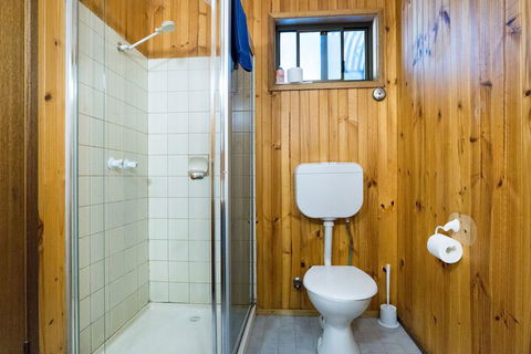 Kookaburra Motor Lodge - Mackay Tourism 3