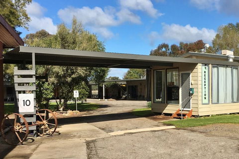 Wangaratta North Family Motel - Mackay Tourism 1