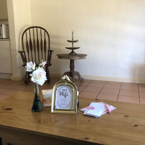 Villa Provence - Mackay Tourism 6