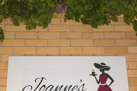 Angaston Vineyards Motel - Mackay Tourism 3