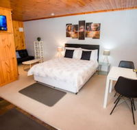 Seppelts View Cabins - Mackay Tourism