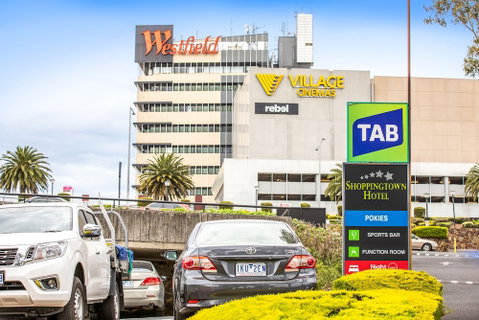 Nightcap At Shoppingtown Hotel - Mackay Tourism 0