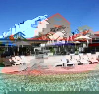 Nelson Bay Breeze Holiday Apartments - Mackay Tourism