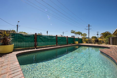 Caboolture Motel - Mackay Tourism 0