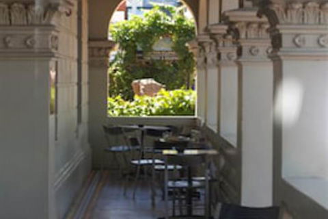 Yarra Valley Grand Hotel - Mackay Tourism 2