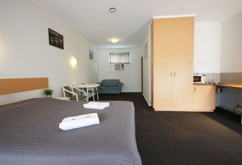 Melaleuca Lodge - Mackay Tourism 3