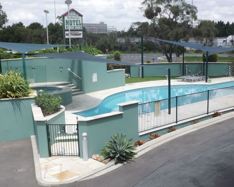 McNevins Loganholme Motel - Mackay Tourism 4