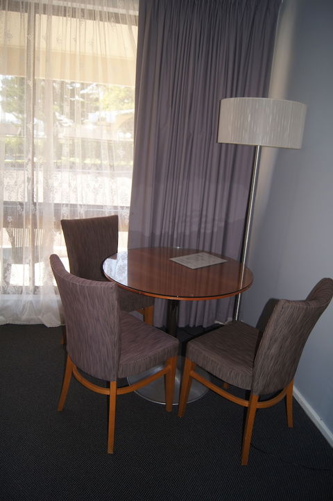 Old Maitland Inn - Mackay Tourism 4