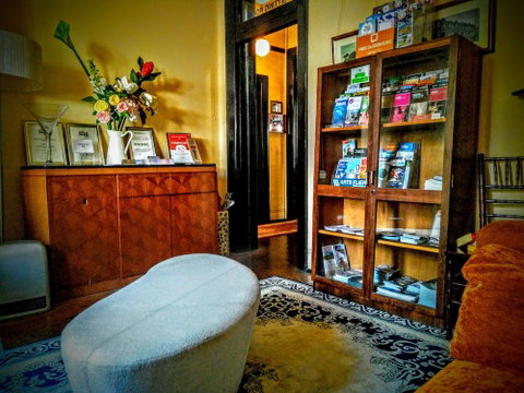Sydney Harbour Bed & Breakfast - Mackay Tourism 5