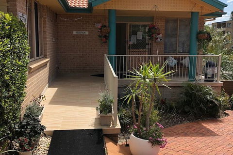 Beaches Serviced Apartments - Mackay Tourism 1