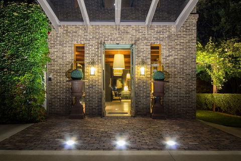 De Russie Boutique Hotel Orange - Mackay Tourism 2