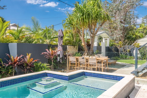 Aloha Byron Bay - Mackay Tourism 4