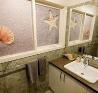 Whitesbeach Guesthouse - Mackay Tourism