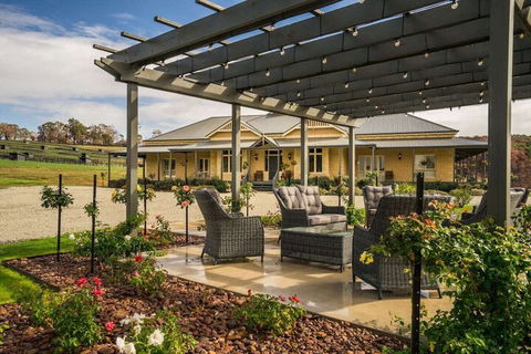 Tallawarra B & B - Mackay Tourism 1
