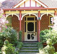 Fawkes House Country Spa Retreat - Mackay Tourism
