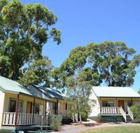 Avoca Cottages - Mackay Tourism