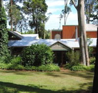 Clarendon Chalets - Mackay Tourism