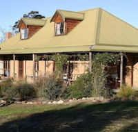 Wind Song Bed  Breakfast - Mackay Tourism