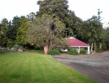 Brown's House Bed And Breakfast - Mackay Tourism 1