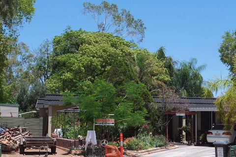 Kathys Place Bed And Breakfast - Mackay Tourism 7