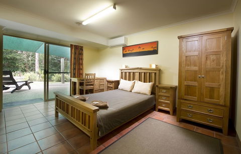 Glass House Mountains Ecolodge - Mackay Tourism 2