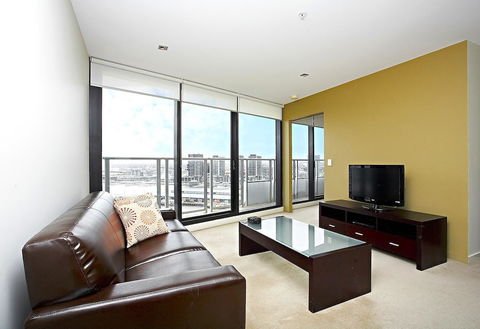 Astra Apartments - Docklands - Mackay Tourism 6