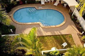 Sundeck Gardens - Mackay Tourism 0