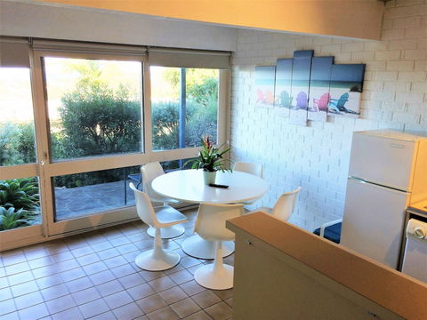 Pacific Heights Holiday Apartments & Munn's Tower House - Mackay Tourism 0
