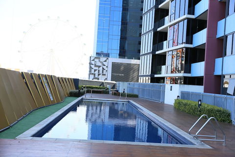 ACD Apartments - Mackay Tourism 1
