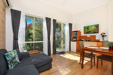 Caboolture Riverlakes Motel - Mackay Tourism 5