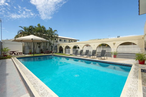 Coral Sands Motel - Mackay Tourism 2