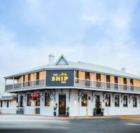 Nightcap at the Ship Inn - Mackay Tourism