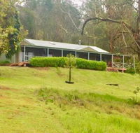 Grand View Holiday Home - Mackay Tourism