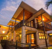 Serendipity Cable Beach Escape - Mackay Tourism
