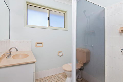 Bimbimbi 2 11 Willow Street - Mackay Tourism 4