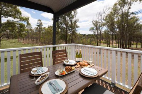 Worthingtons Guest Cottage - Mackay Tourism 5
