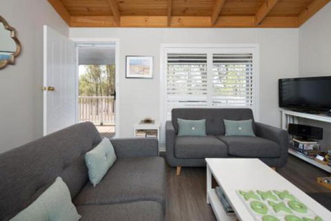 Worthingtons Guest Cottage - Mackay Tourism 6