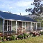Cadair Cottages - Mackay Tourism 0