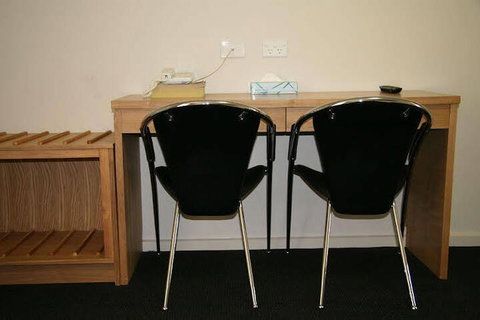 Queensgate Motel - Mackay Tourism 0