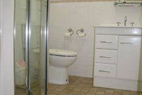 Queensgate Motel - Mackay Tourism 6