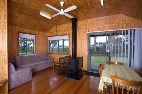 Brodribb River Rainforest Cabins Cabin 2 - Mackay Tourism 6