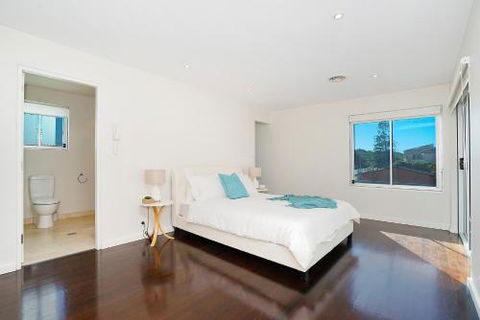 Perfect Beach Front Duplex The Entrance North - Mackay Tourism 3
