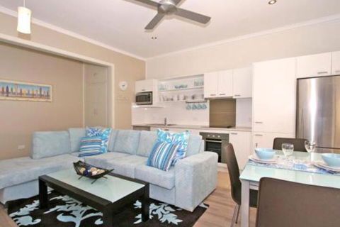 Yamba Daze Sunset Pet Friendly - Mackay Tourism 6