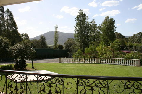 Colins Garden - Mackay Tourism 4