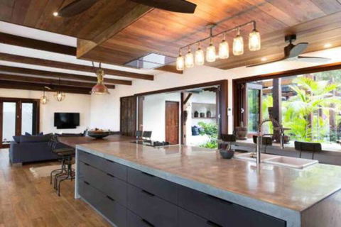 Spice At Oak Award Winning Luxury Absolute Oceanfront House Oak Beach Near Port Douglas - Mackay Tourism 3